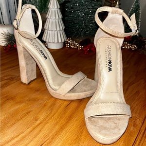 Fashion Nova tan/cream heels